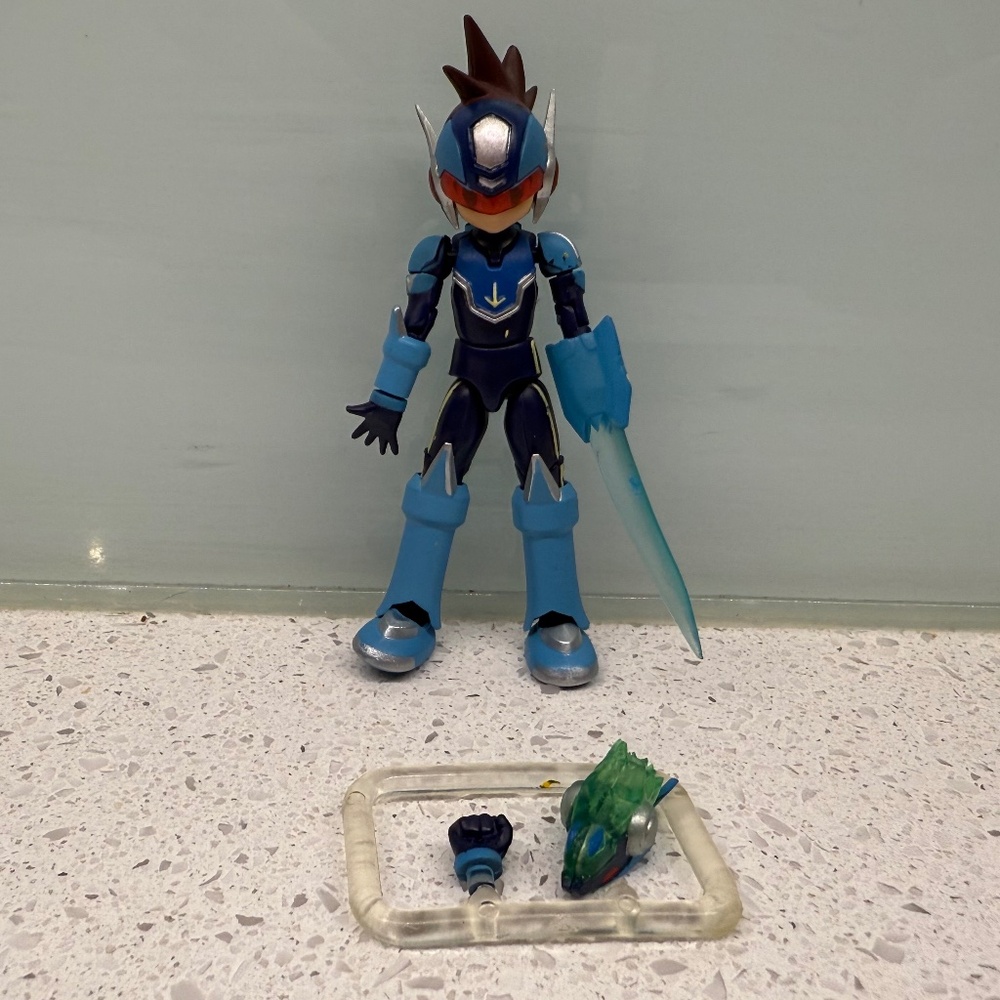 Mega Man Meteor 66mm Action Dash Candy Toy Mini Figure